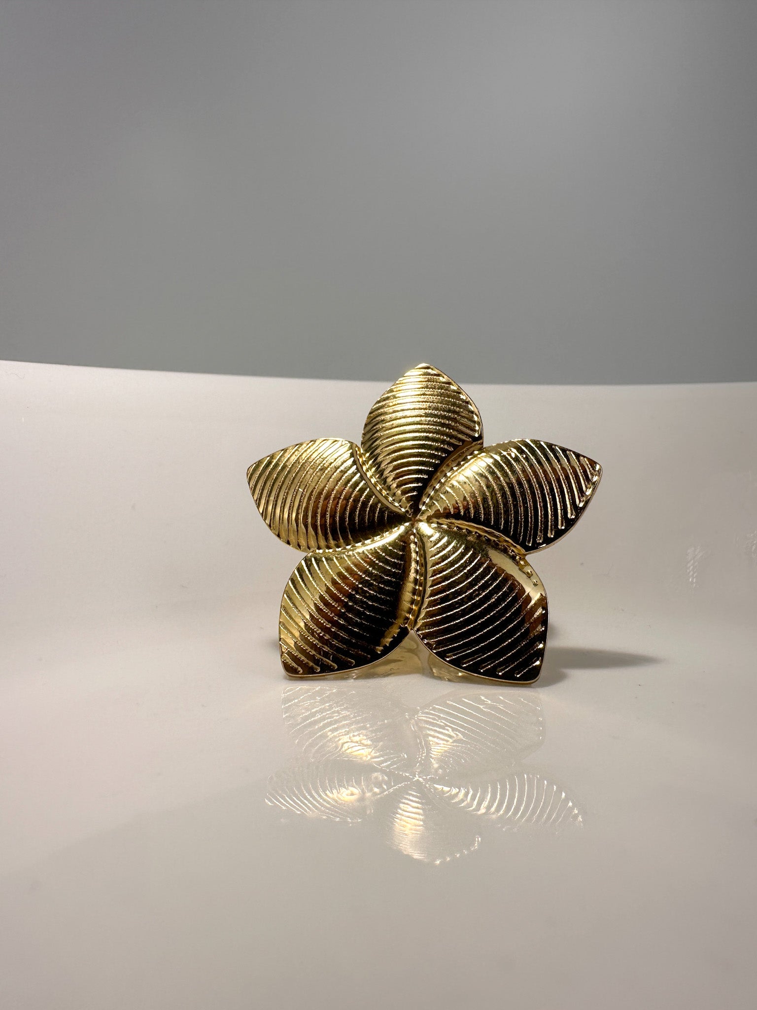 Aurea Bloom Ring