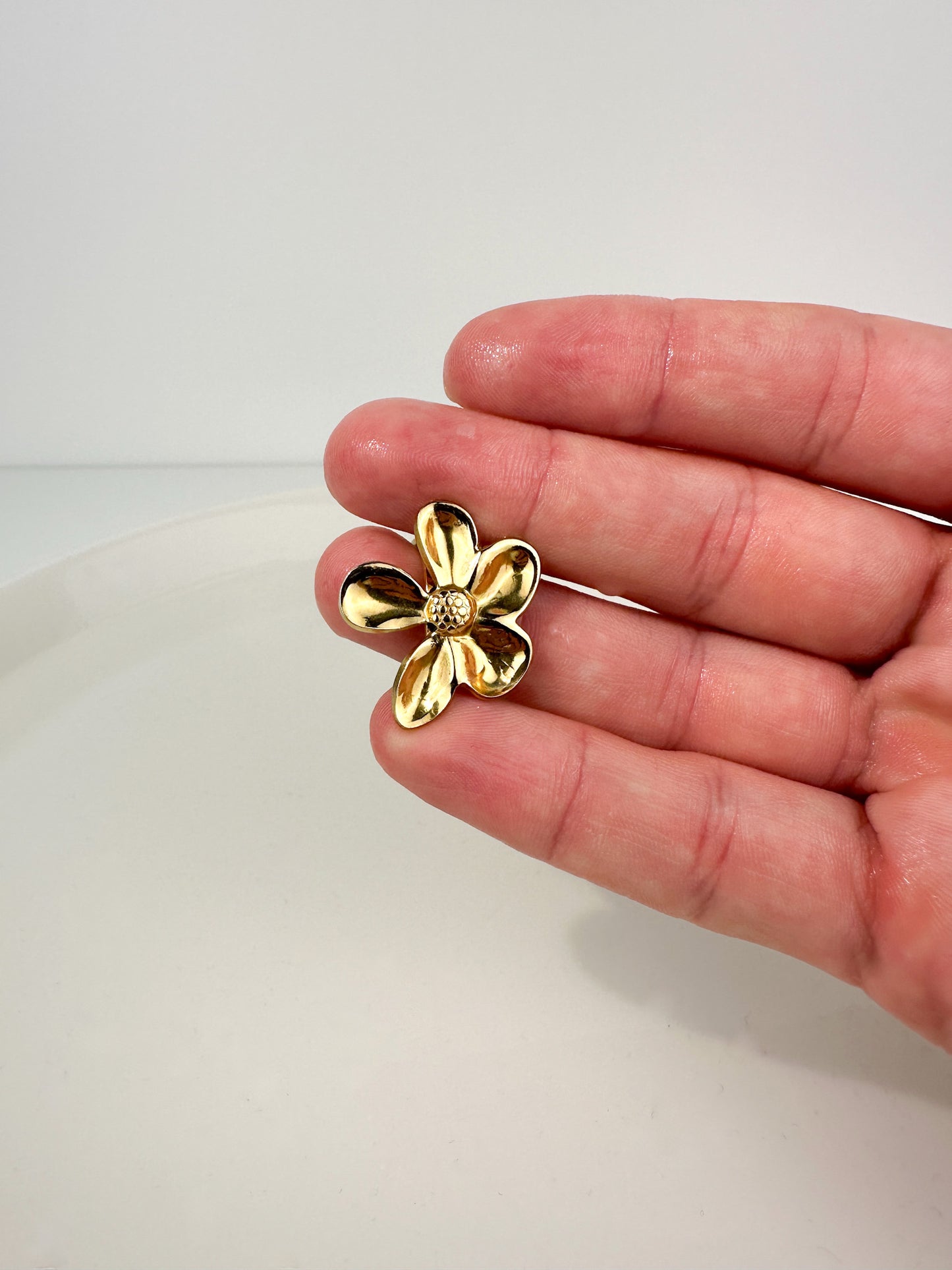 Solar Petal Ring