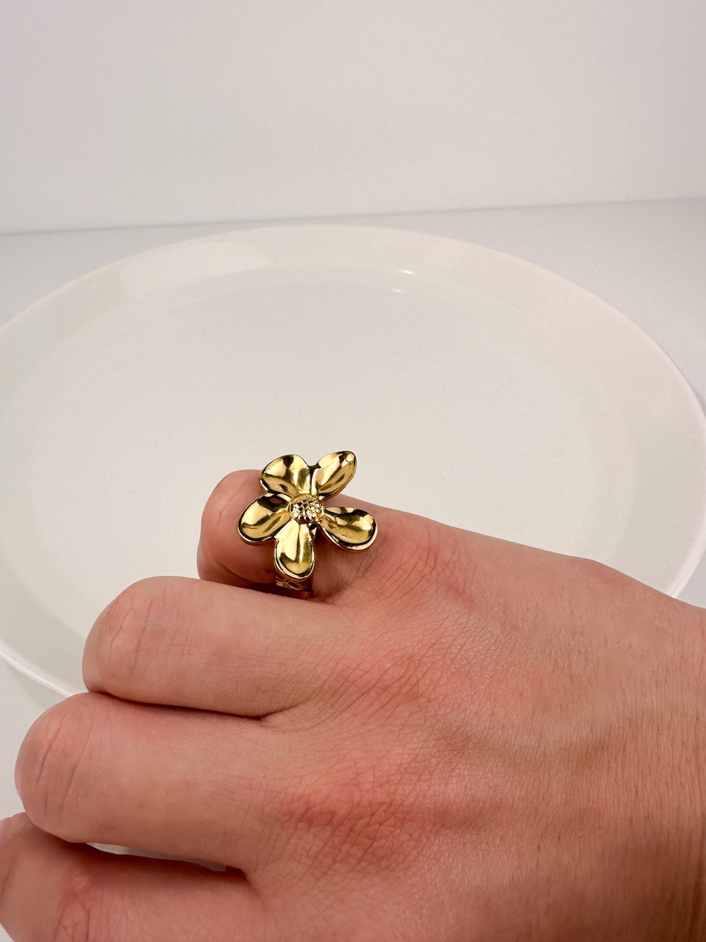 Solar Petal Ring