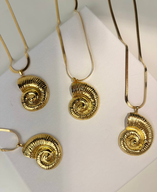 Golden Shell Necklace