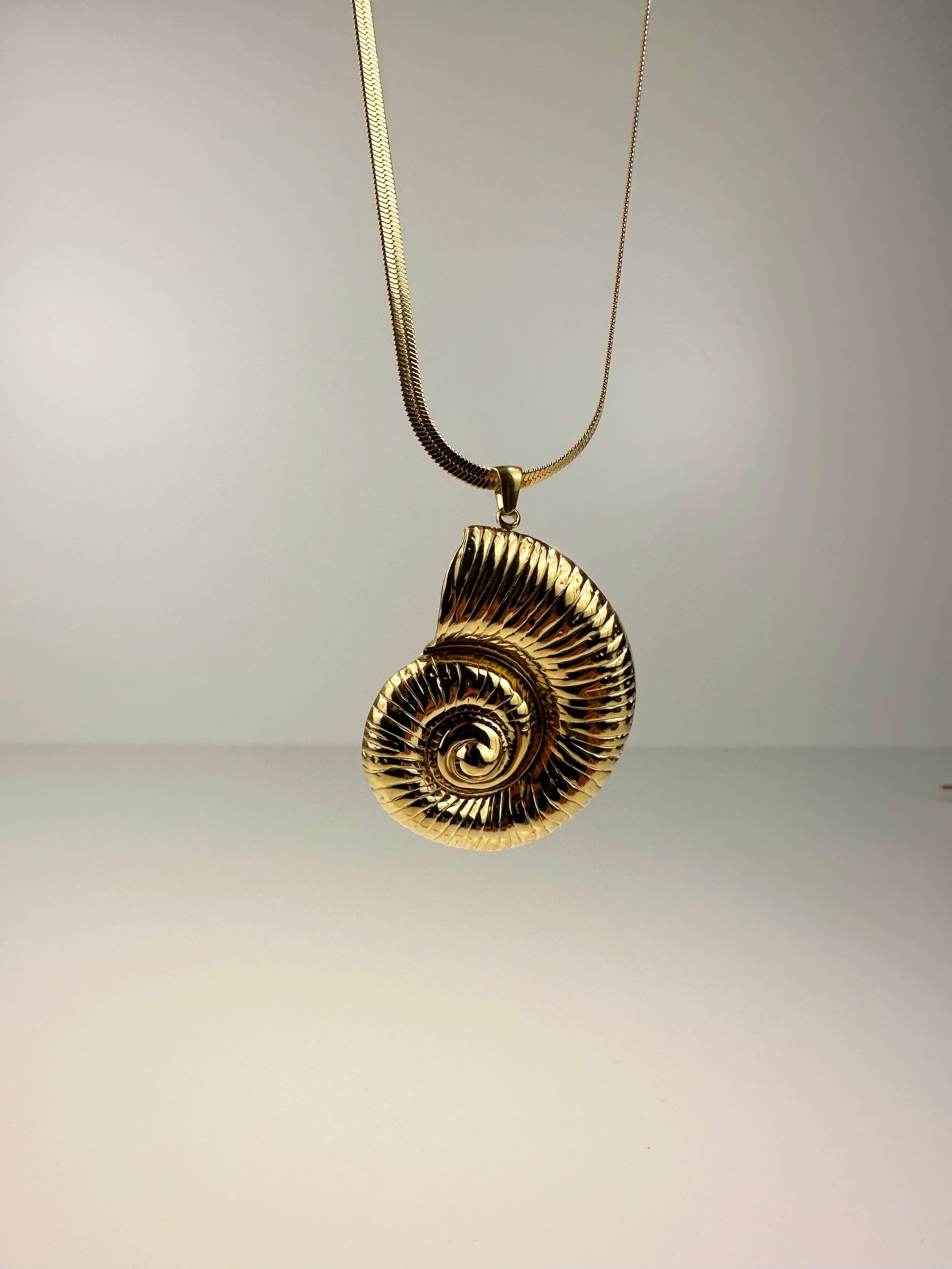 Golden Shell Necklace