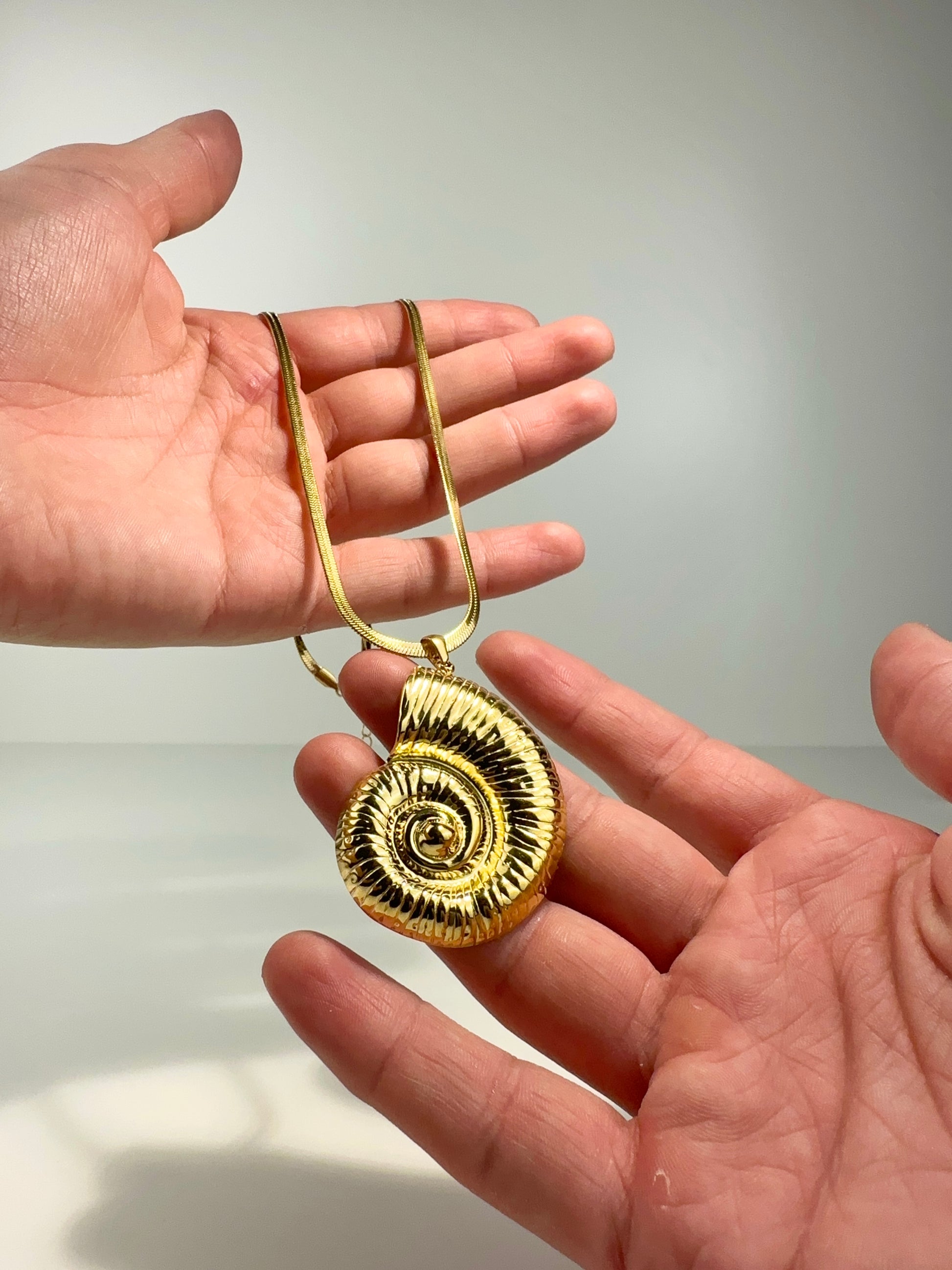 Golden Shell Necklace